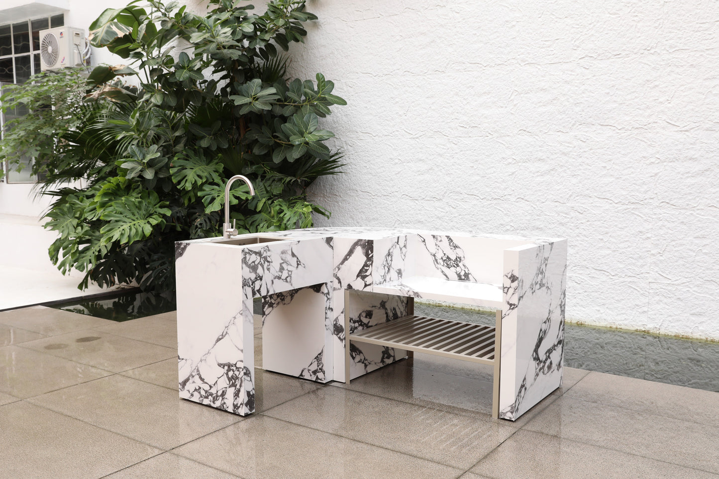 Outdoor Coffee Table 115