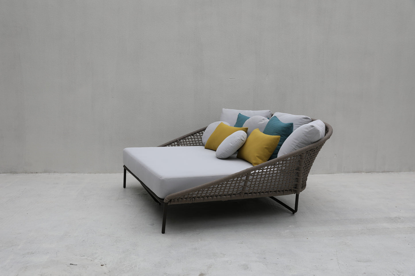Day Bed 26