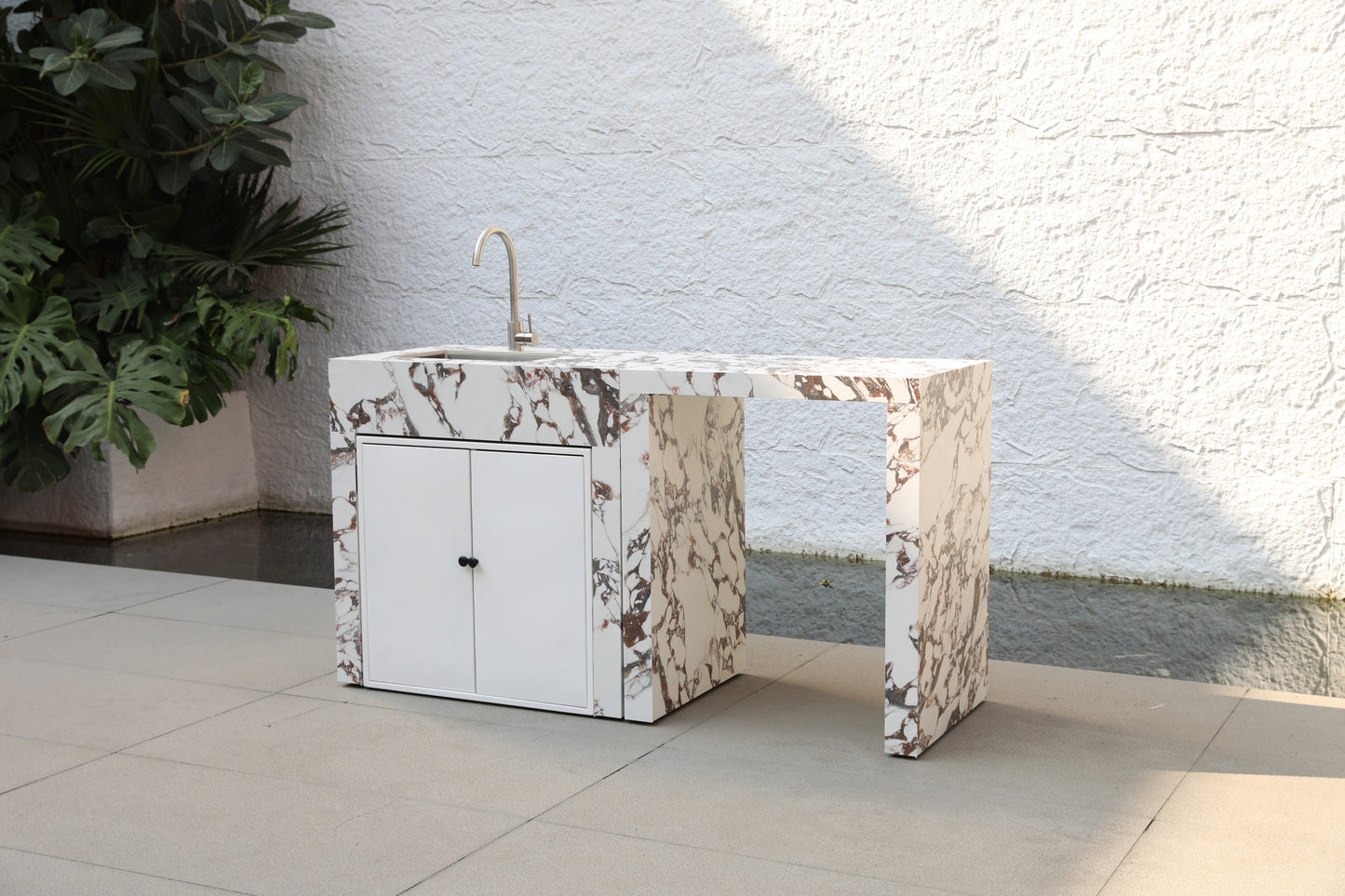 Outdoor Coffee Table 115