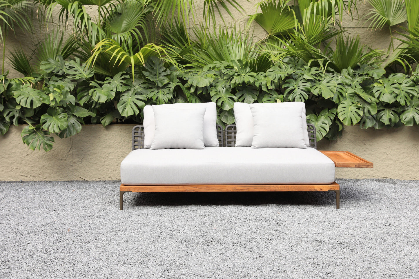 outdoor sofa 38
