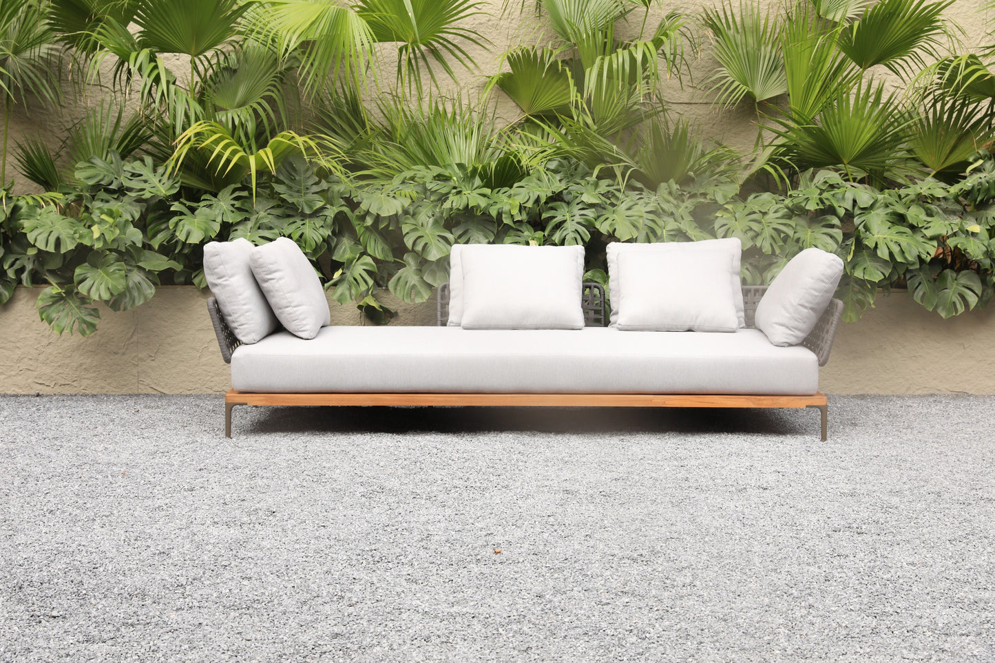 outdoor sofa 38