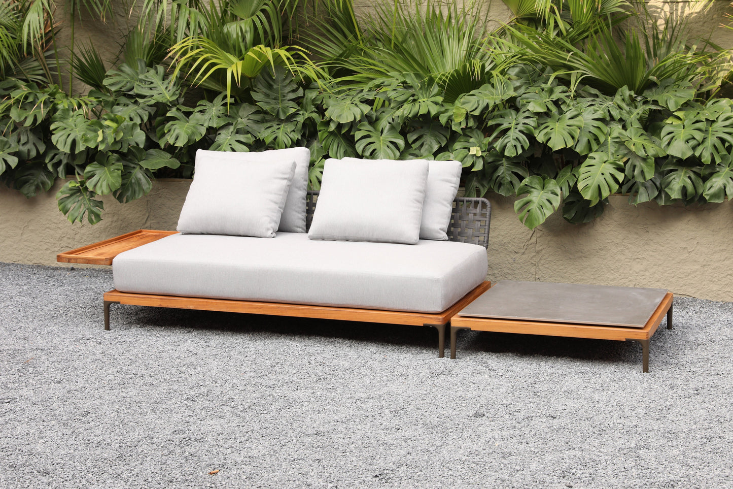 outdoor sofa 38