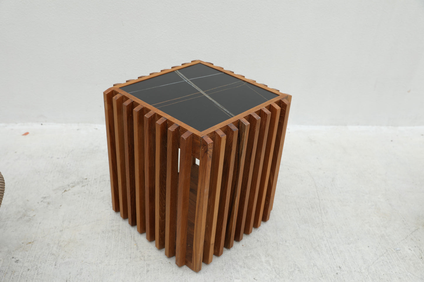 Outdoor Coffee Table 30