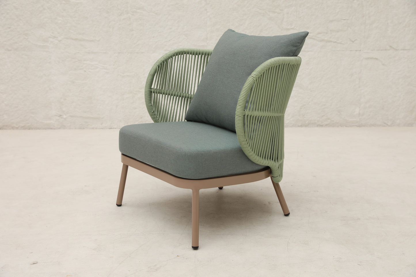 Outdoor Armchairs 282
