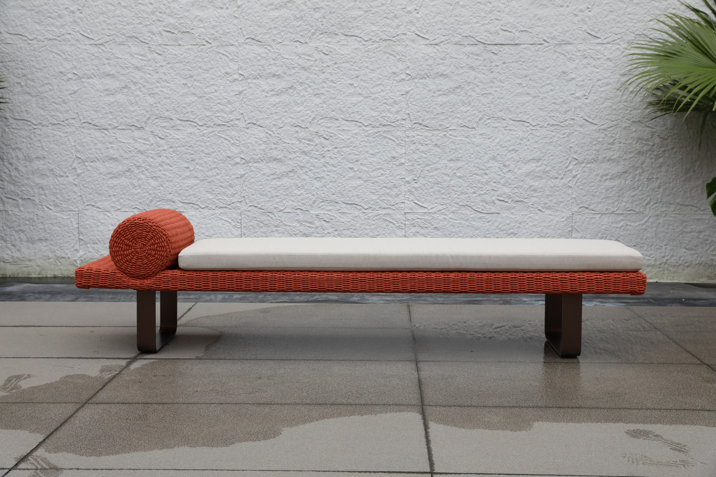 Bench-025
