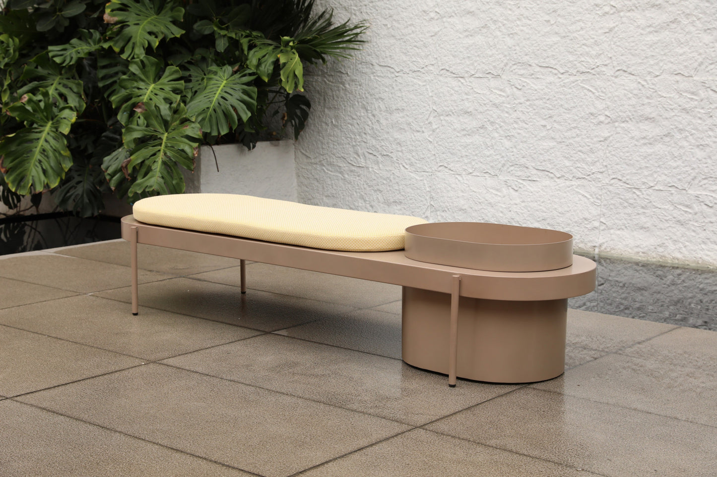 Bench-010