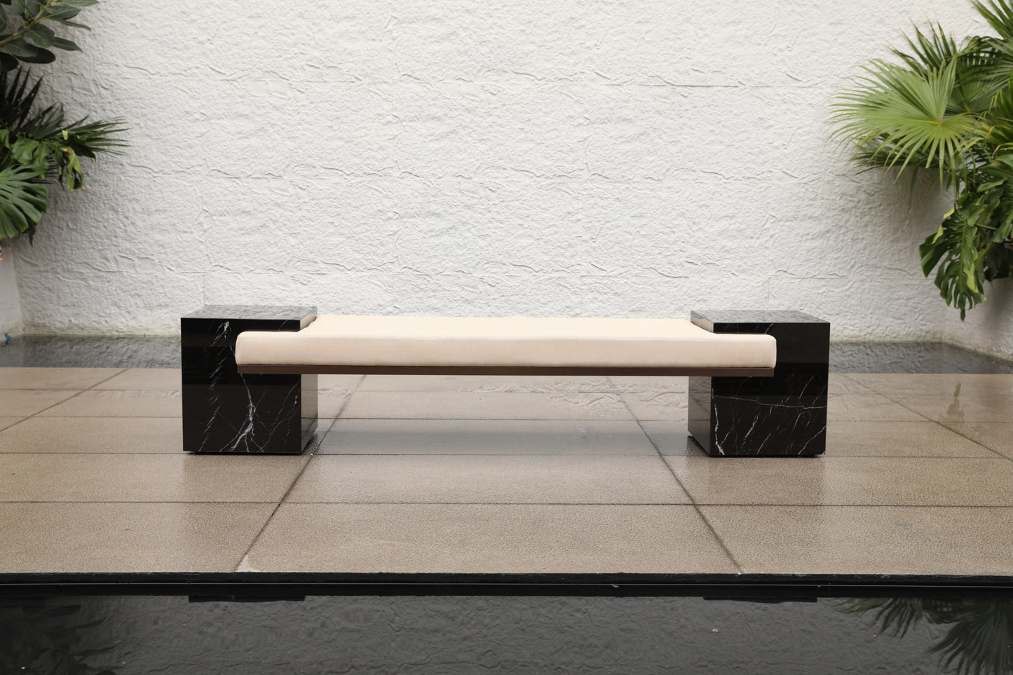 Bench-012