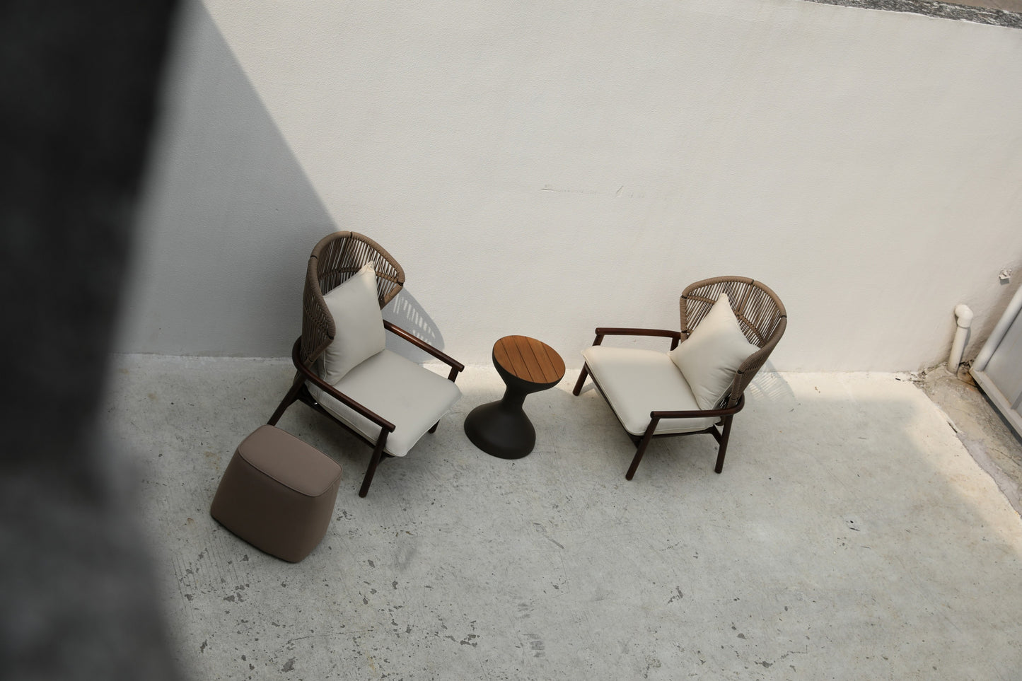 Outdoor Armchairs 13