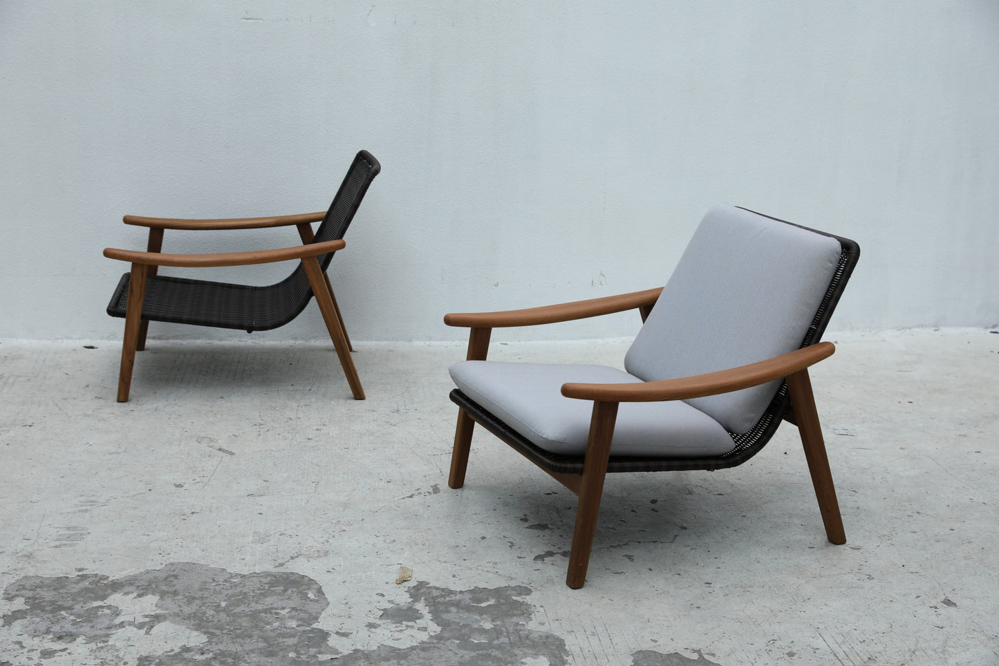 Outdoor Armchairs 147