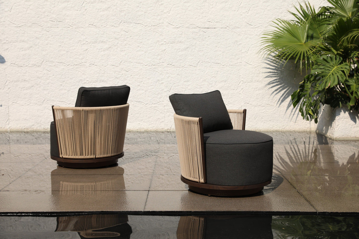 Outdoor Armchairs 293