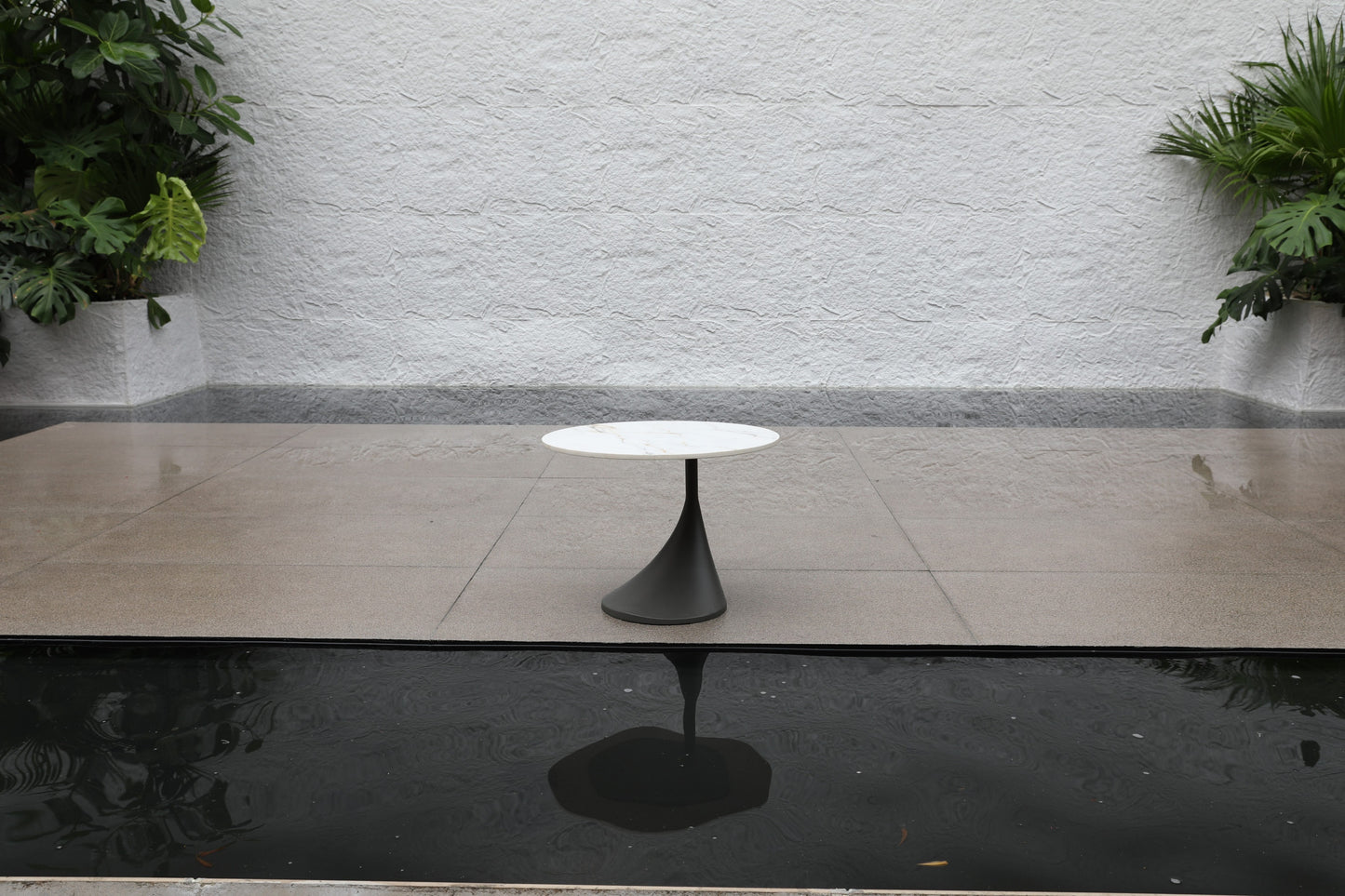 Outdoor Coffee Table 55