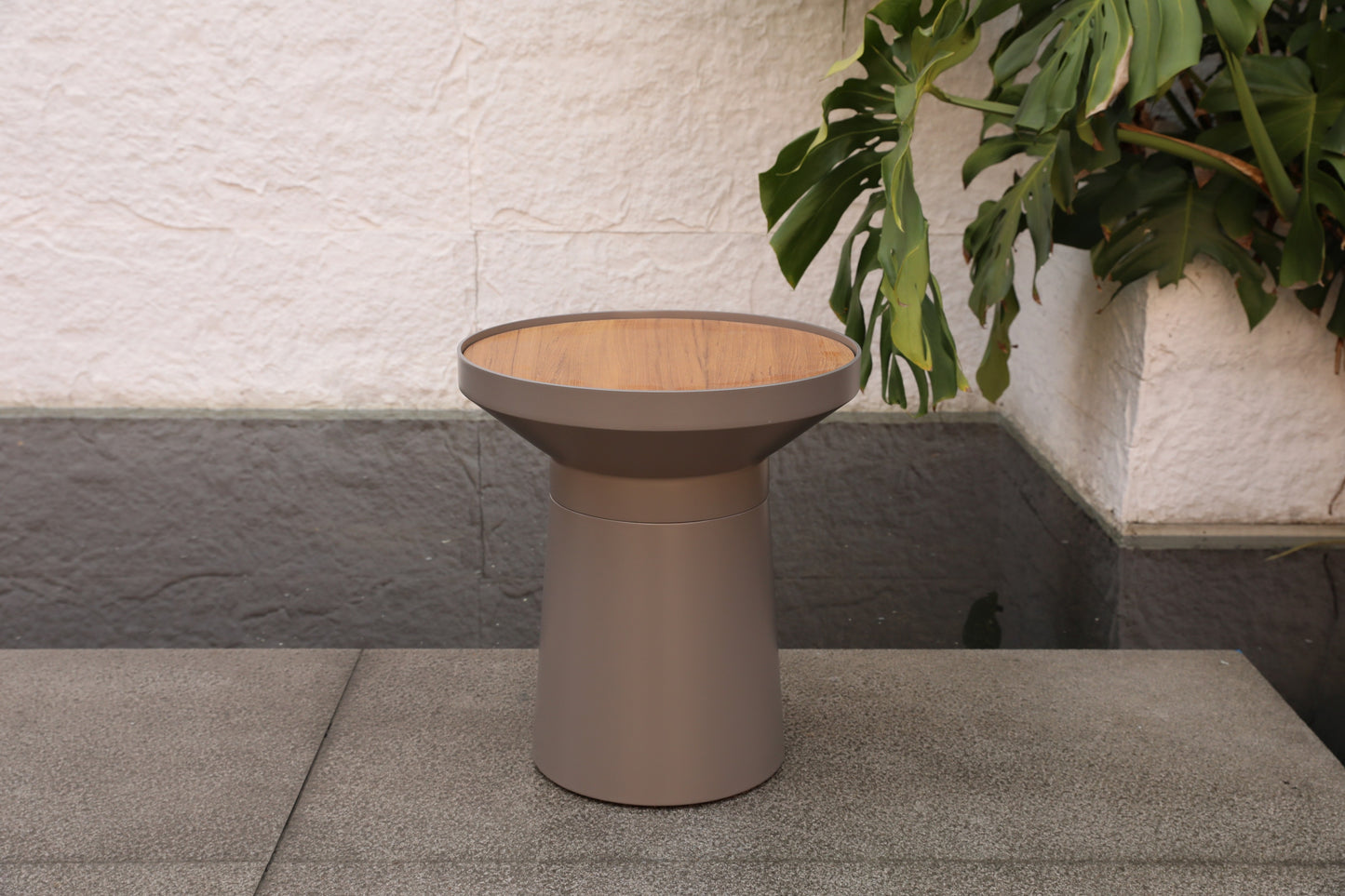Outdoor Coffee Table 57