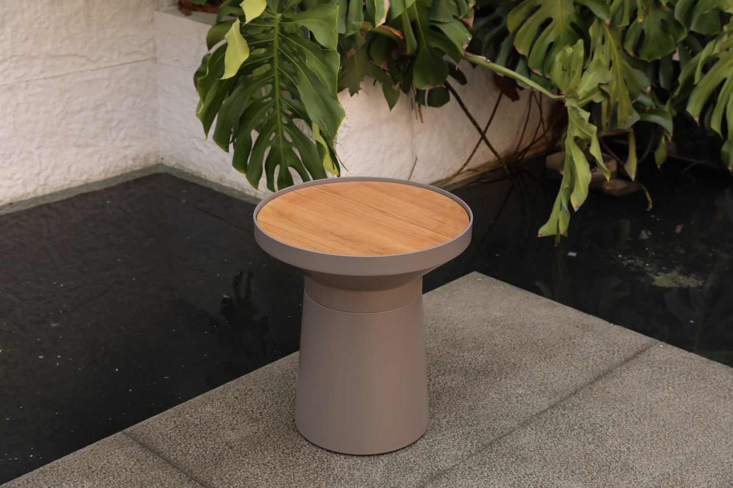 Outdoor Coffee Table 57