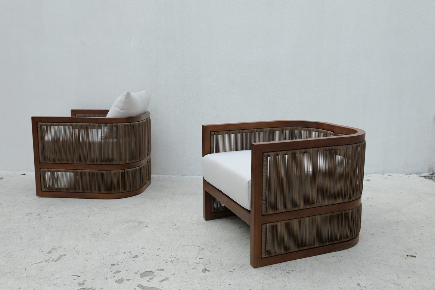 Outdoor Armchairs 149