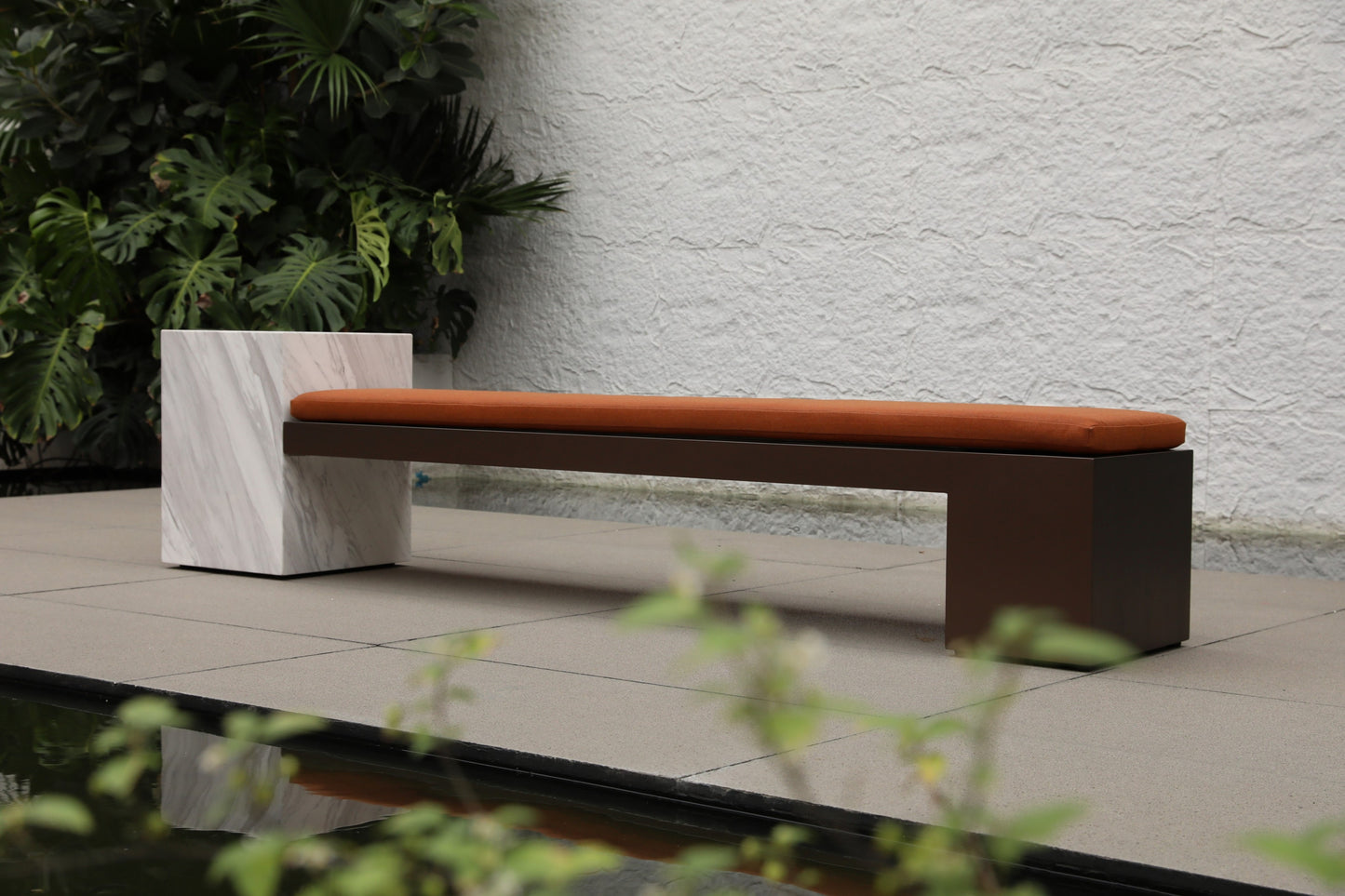 Bench-018