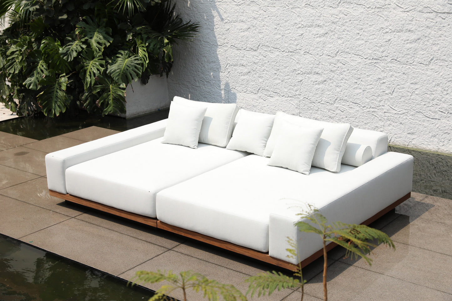 Day Bed 17
