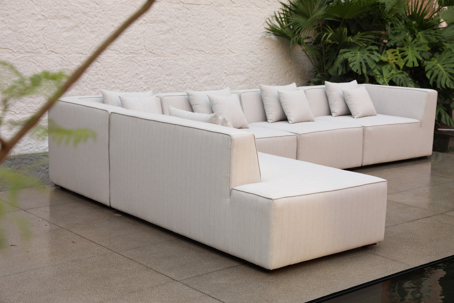 outdoor sofa 106