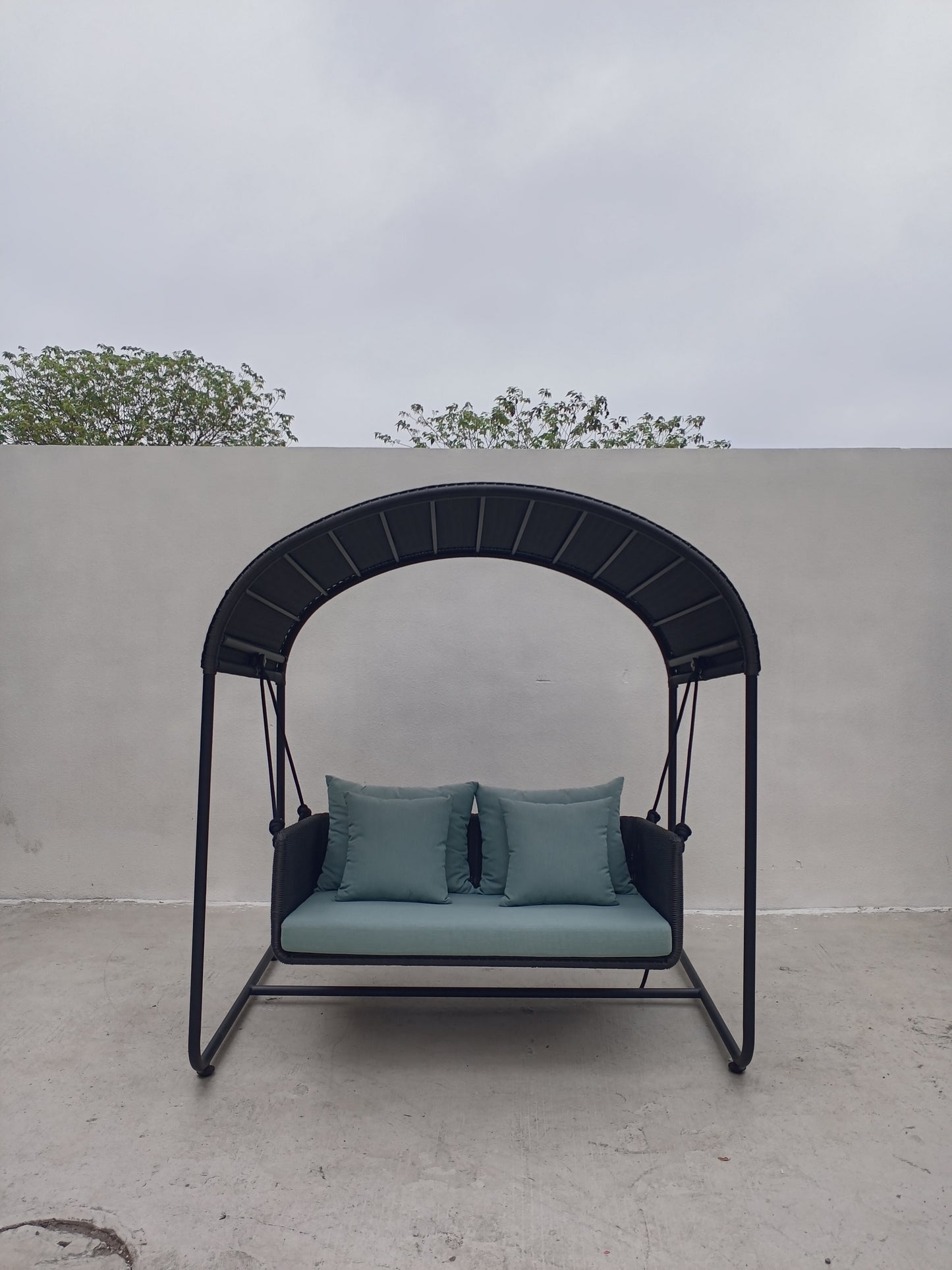 Garden hanging chairs 9