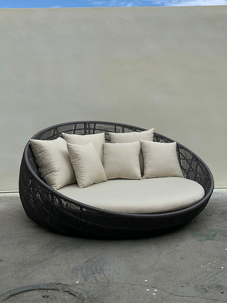 Day Bed 6