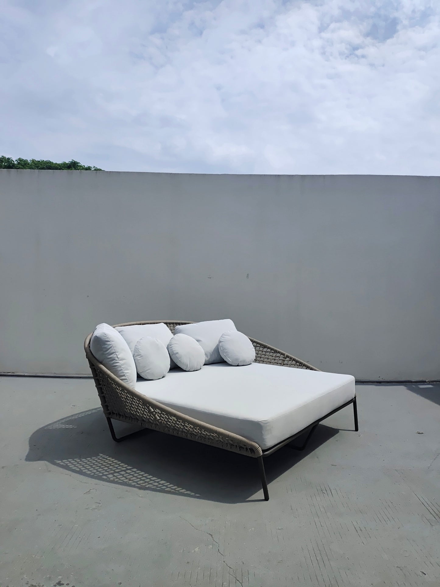 Day Bed 7