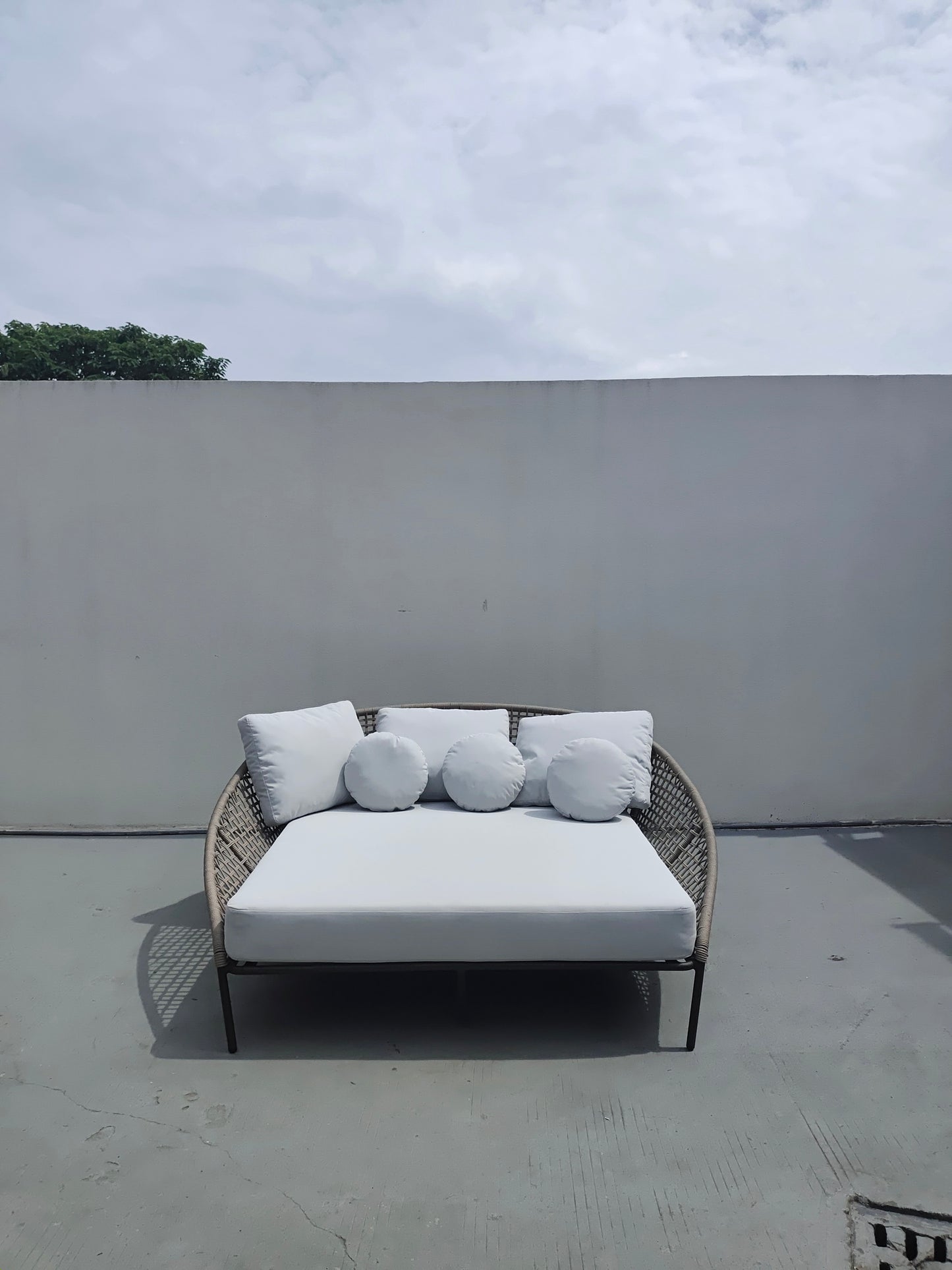 Day Bed 7