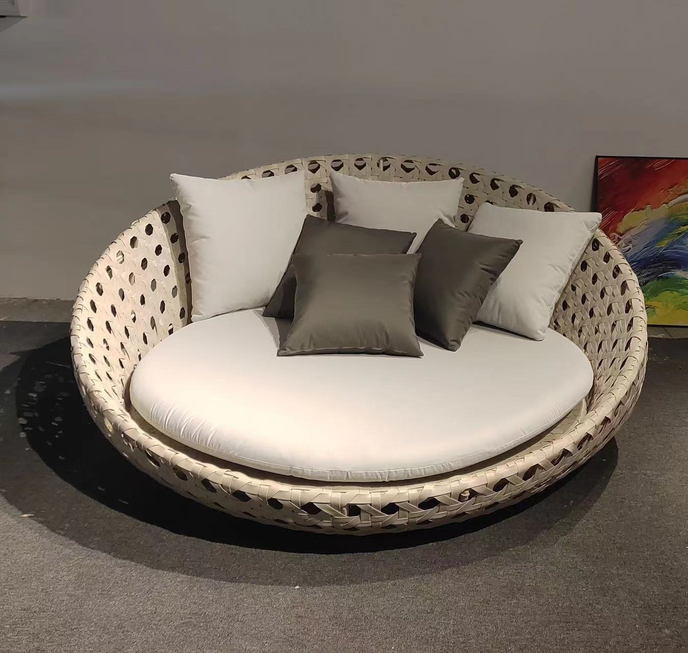 Day Bed 8
