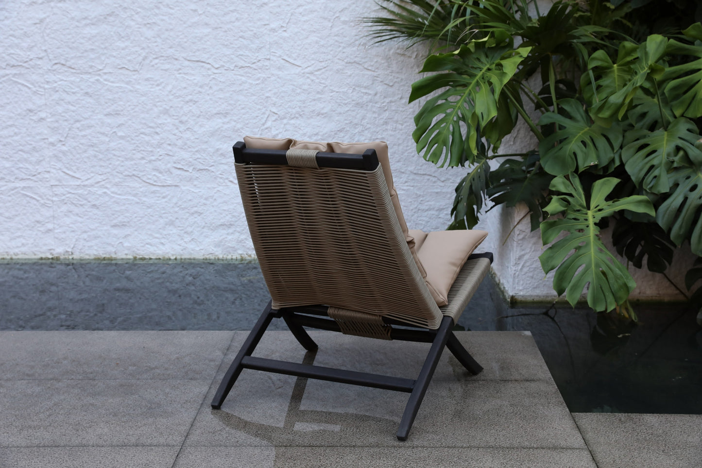 Outdoor Armchairs 165