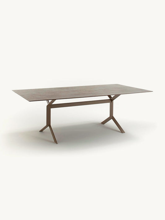 Roberti Rattan  ART. 4220H dining table