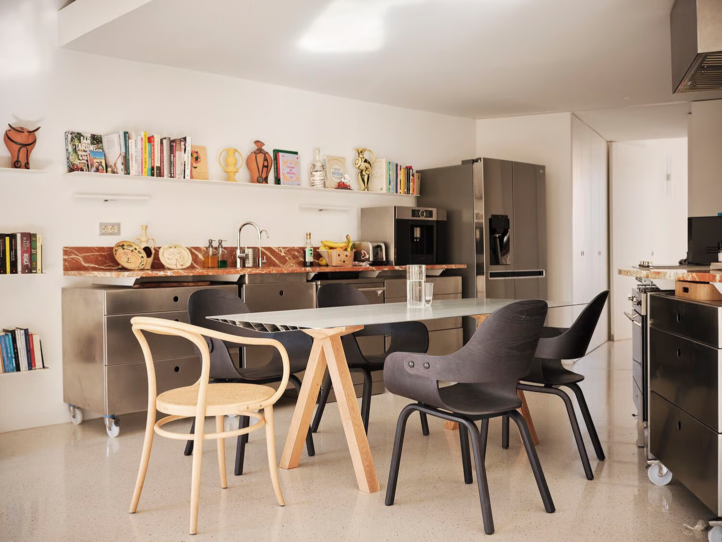 Bd Barcelona Table B 90 Dining Table