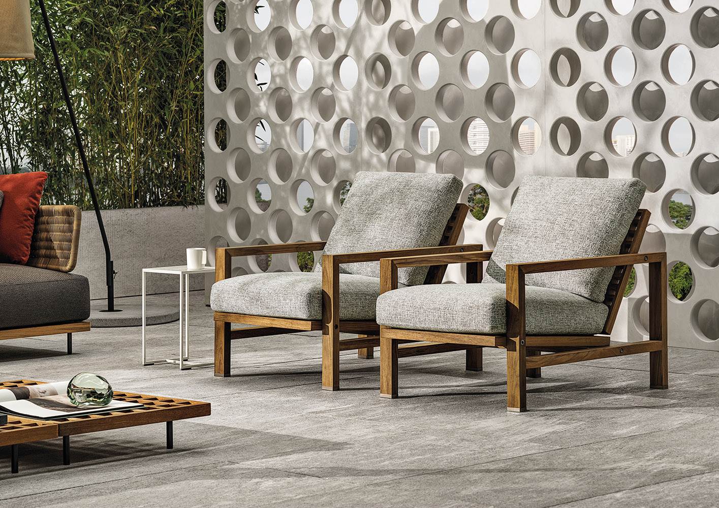 Minotti Quadrado Outdoor Lounge Chair