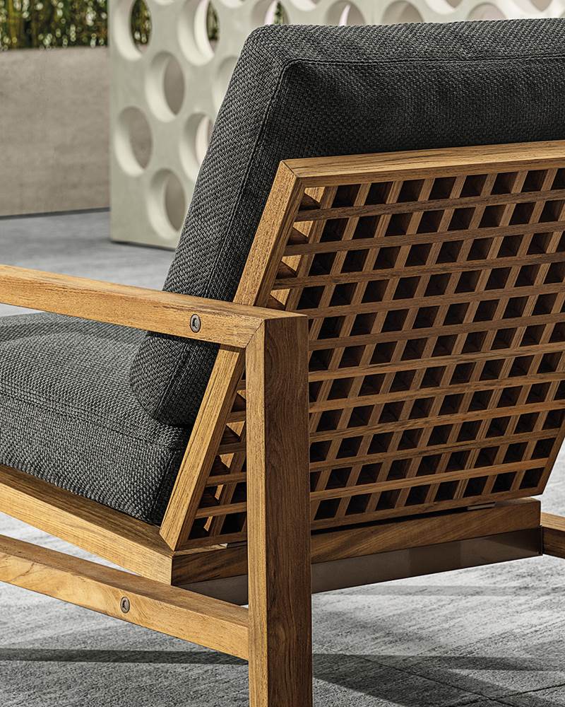Minotti Quadrado Outdoor Lounge Chair