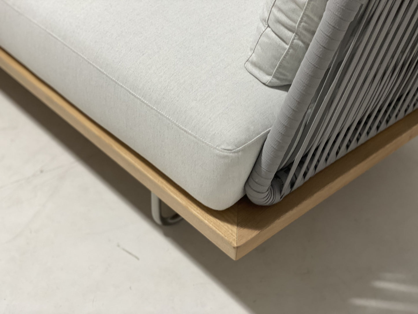 Minotti Sunray Outdoor sofa