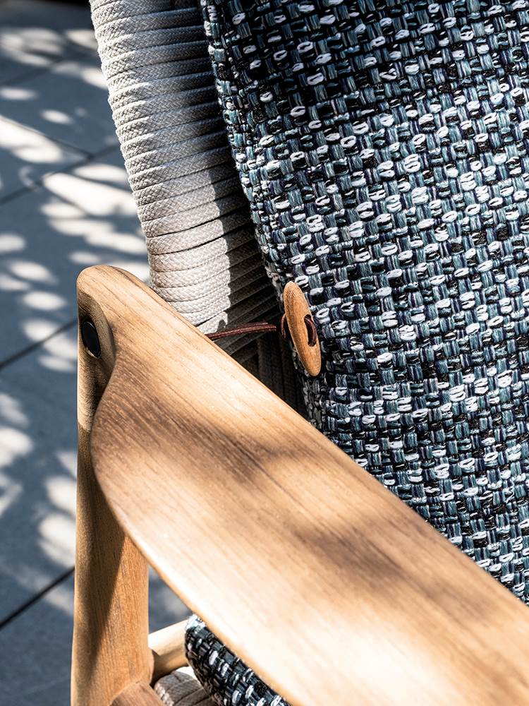 Minotti Yoko Outdoor Lounge Chair