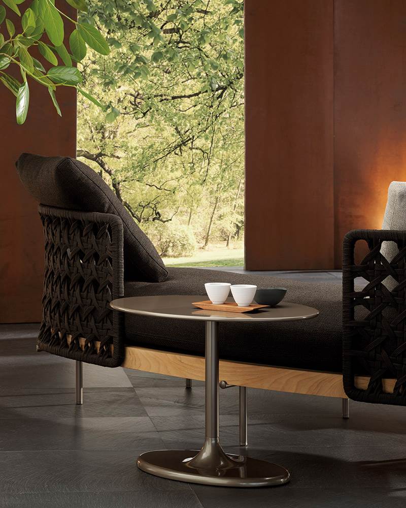 Minotti Torii Nest Outdoor sofa