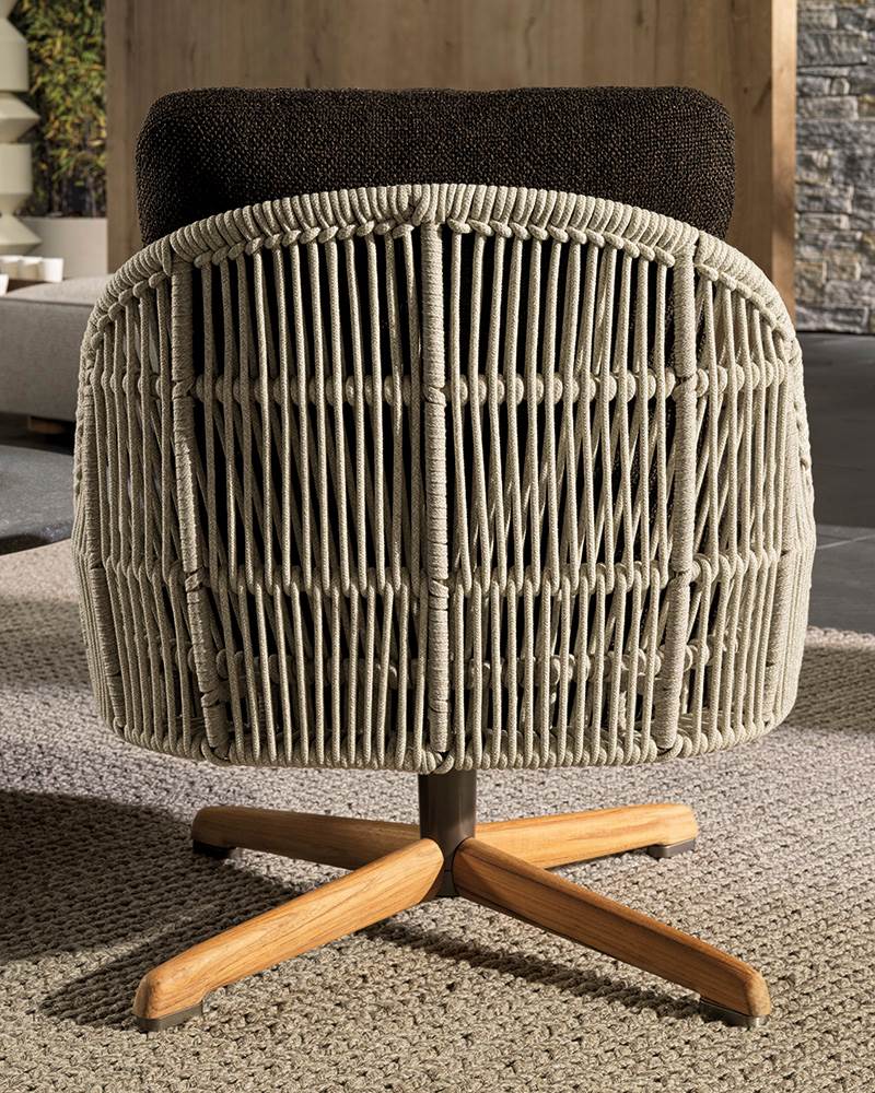 Minotti Sendai Outdoor Lounge Chair