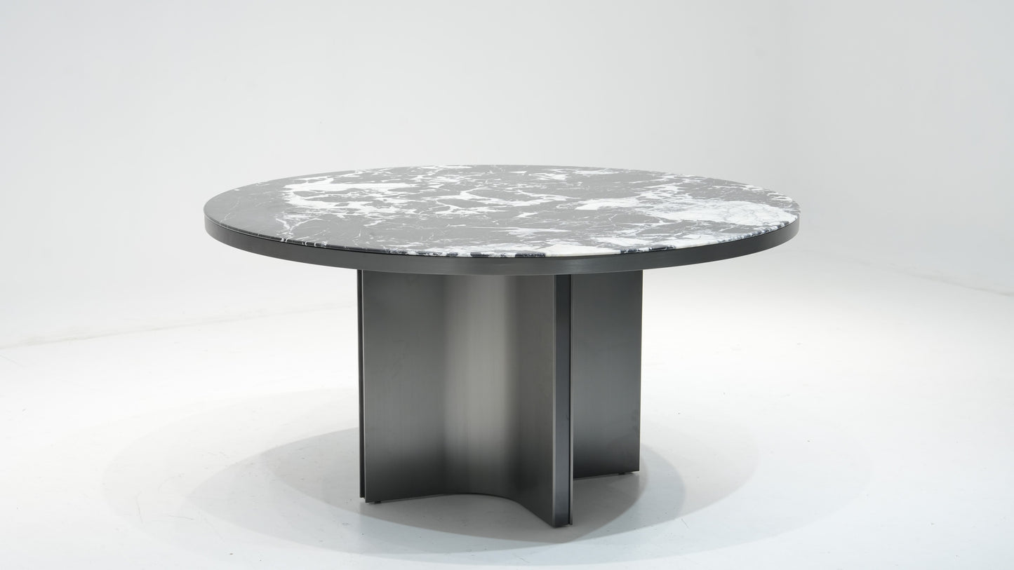 Minotti Marvin Dining Table