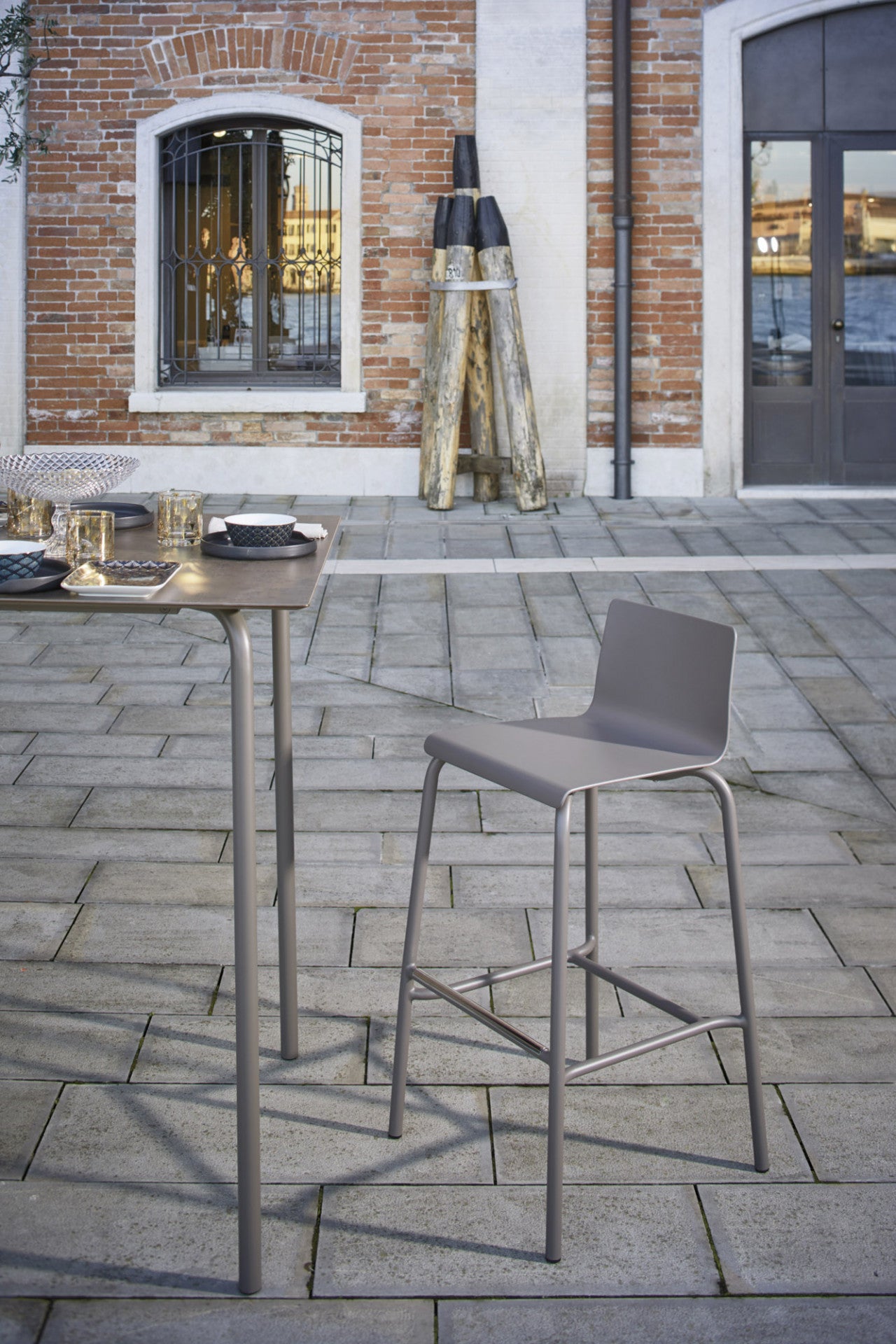 Roberti Rattan ART. 9780 Bistrot Table