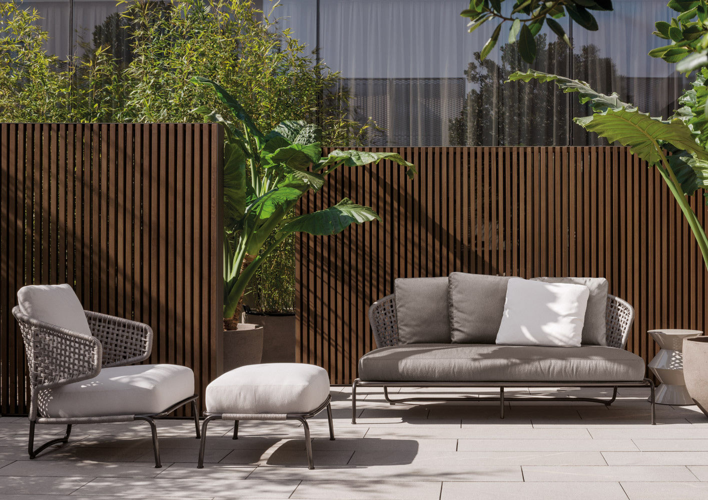 Minotti Aston Outdoor sofa