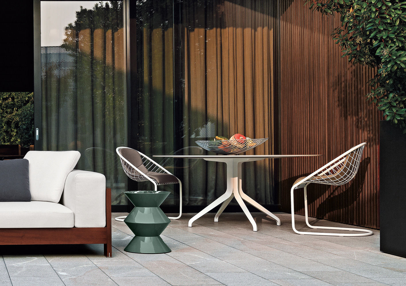 Minotti Claydon Outdoor Dining Table