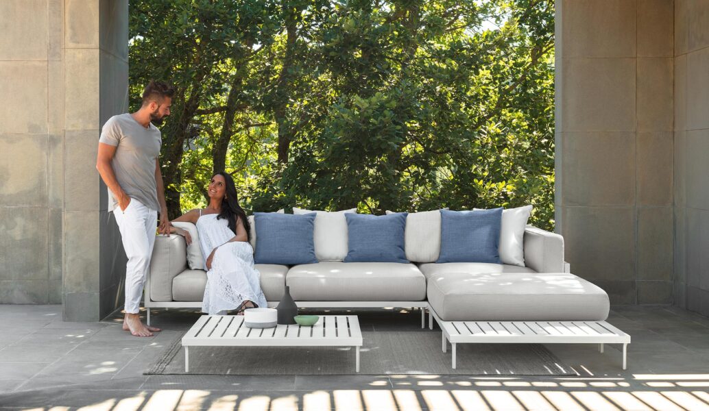 Talenti Cleosoft//Alu Sofa