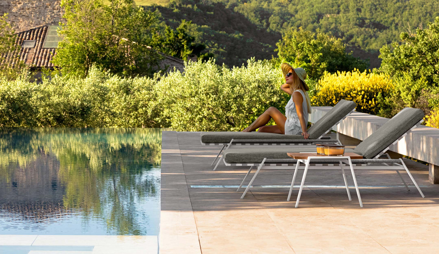 Talenti Cottage Sunbed