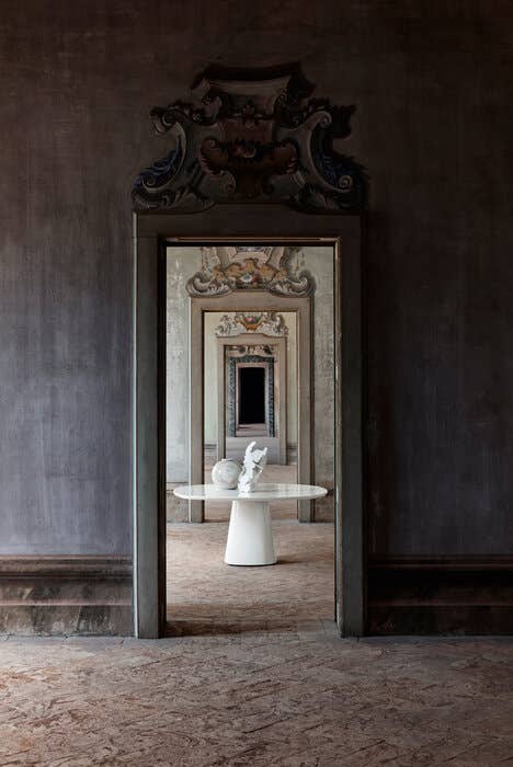 B&B Allure O' Dinning Table