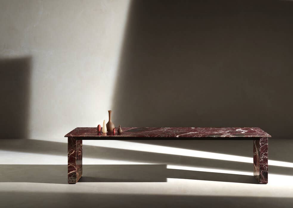 B&B Assiale Dinning Table