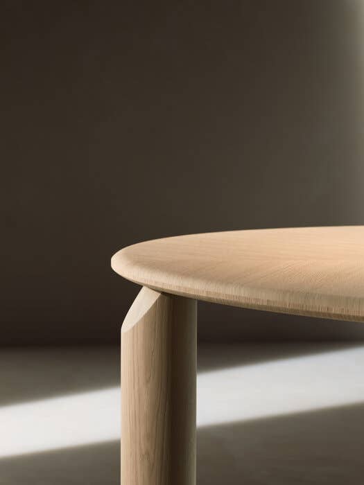 B&B Isos Dinning Table