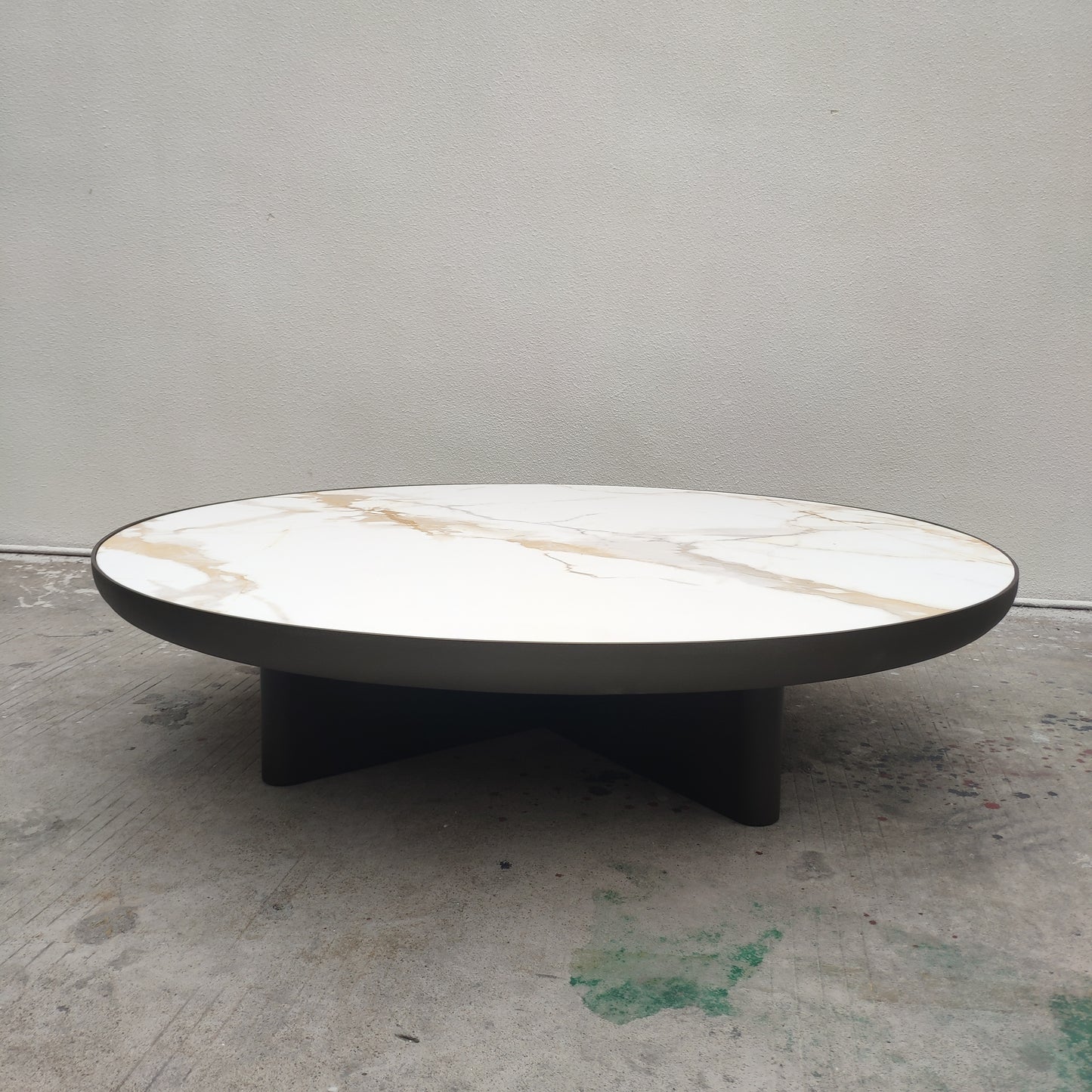Outdoor Coffee Table 111