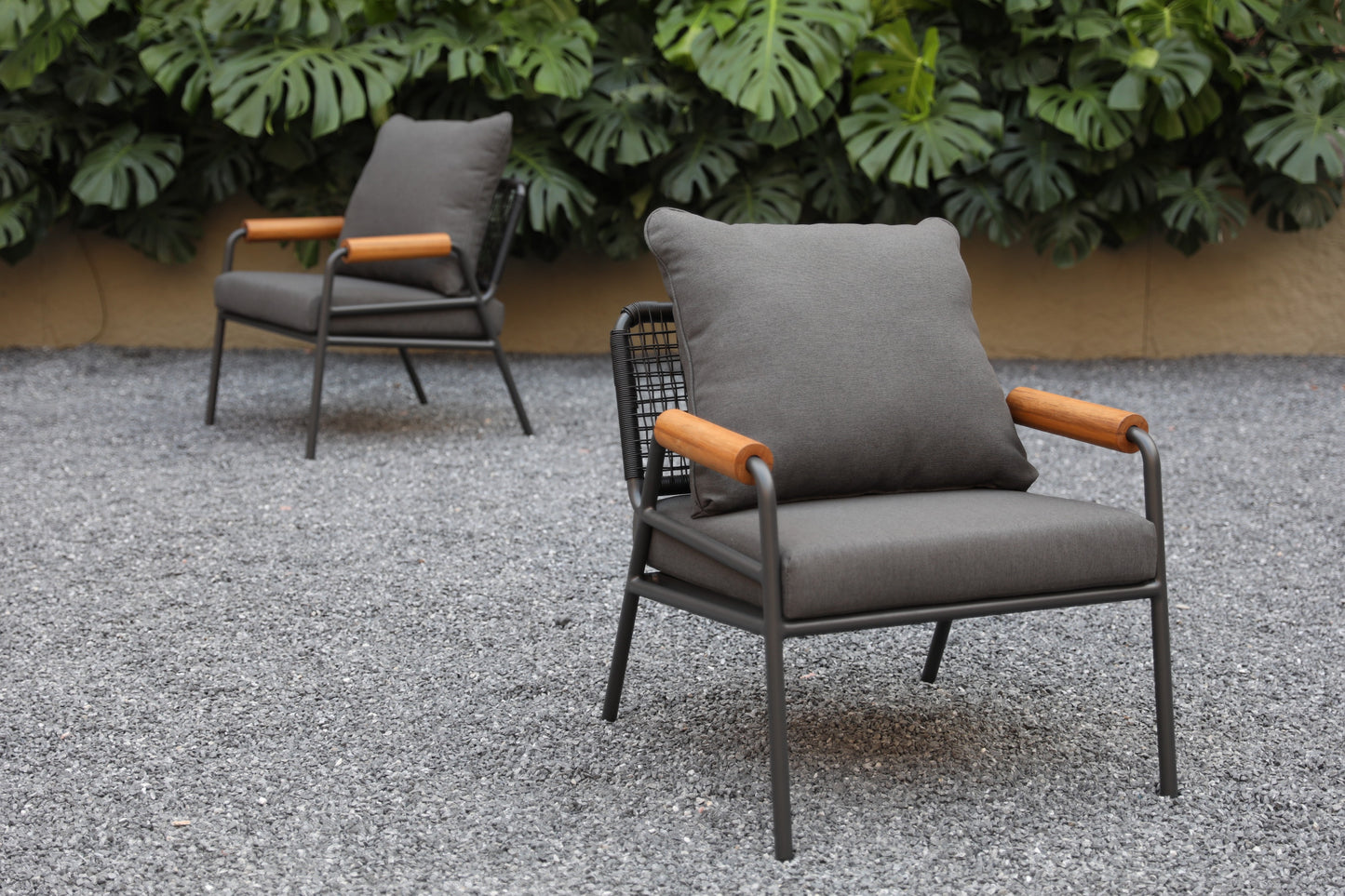 Outdoor Armchairs 249