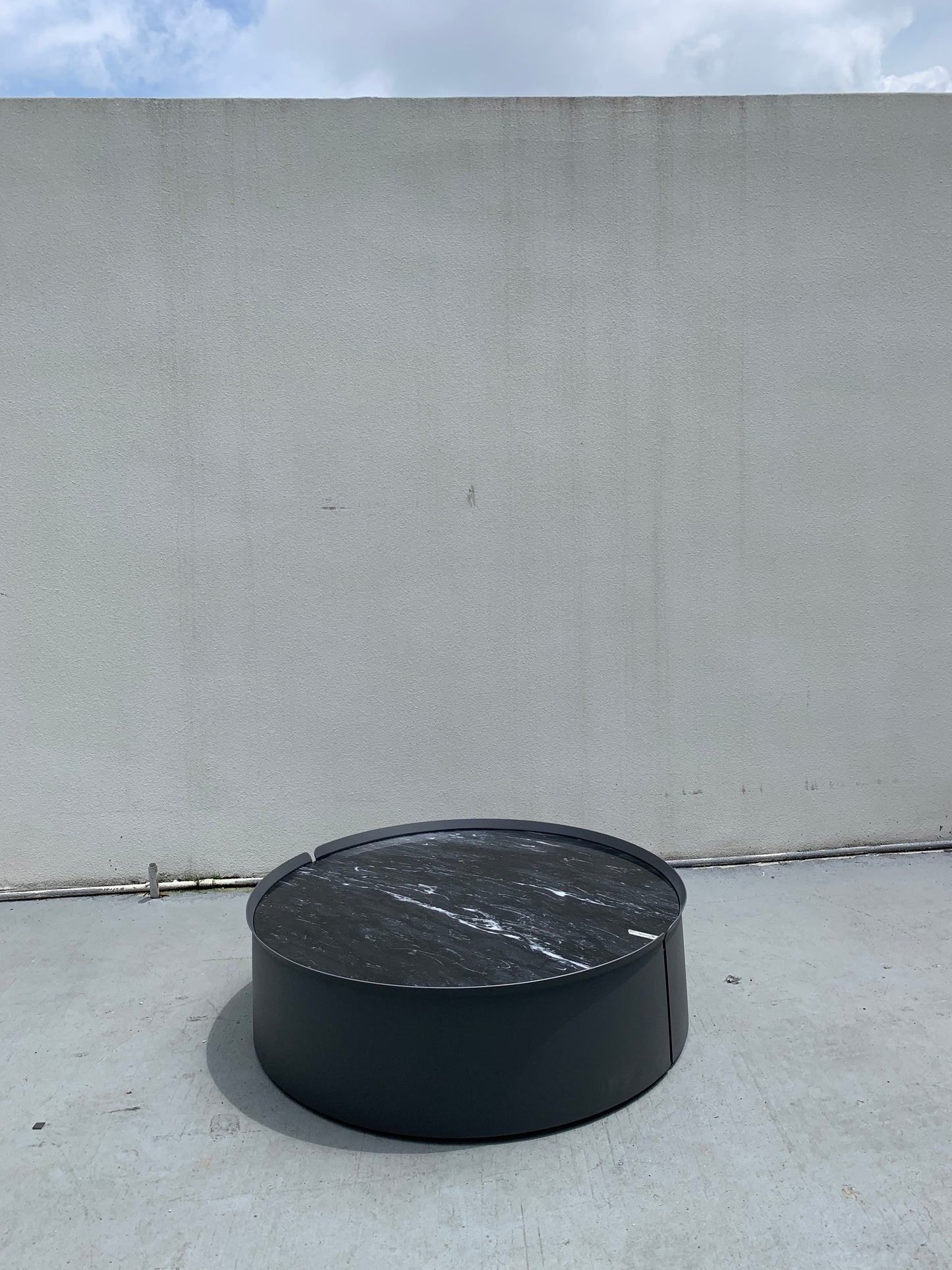 Outdoor Coffee Table 102