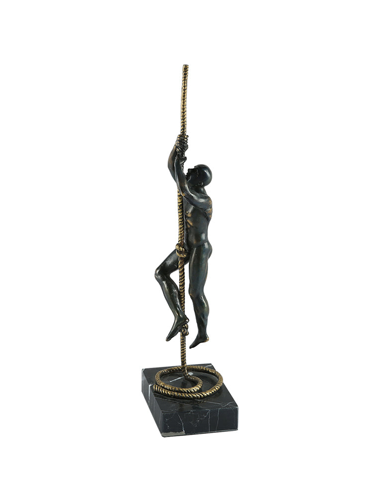 JS461X01 climbing sculpture