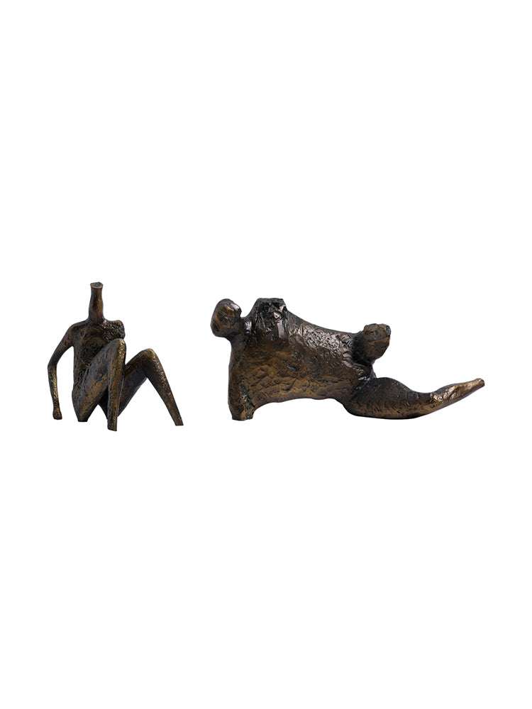 JS743X01 tenacious ornament