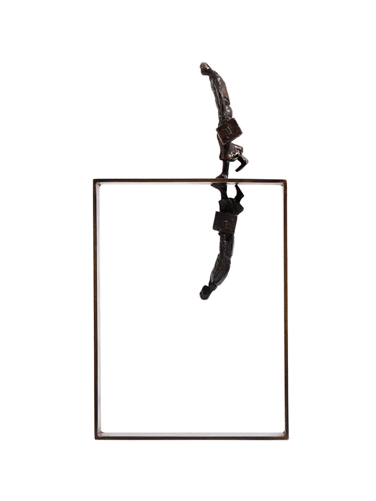 JS823X01 walking shadow ornament